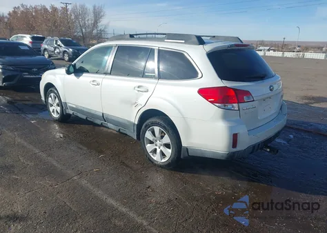 2010 Subaru Outback 2.5I Premium from USA, damaged, VIN 4S4BRBCC3A1354621